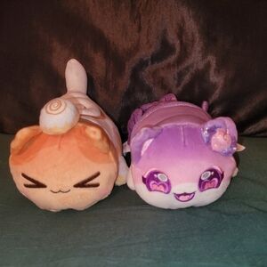 Aphmau MeowMeows Purple Mermaid Cat & Cinnamon Roll Cat 6" Mystery Plushies